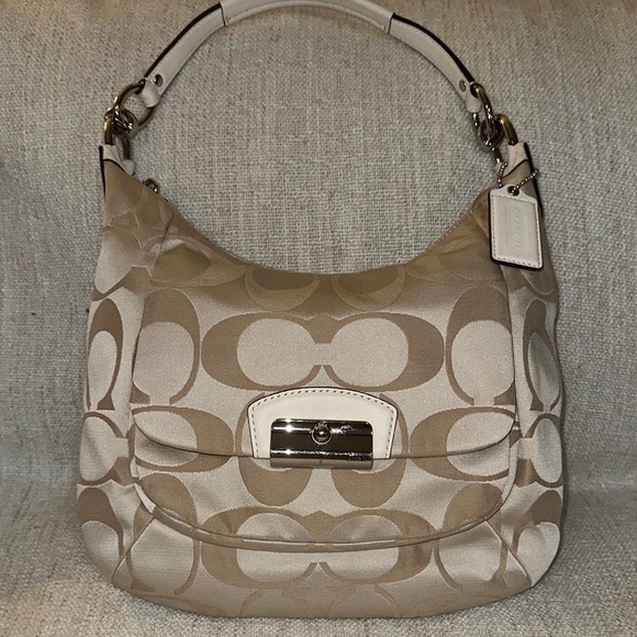 Coach hobo bag - Picture 1 of 15